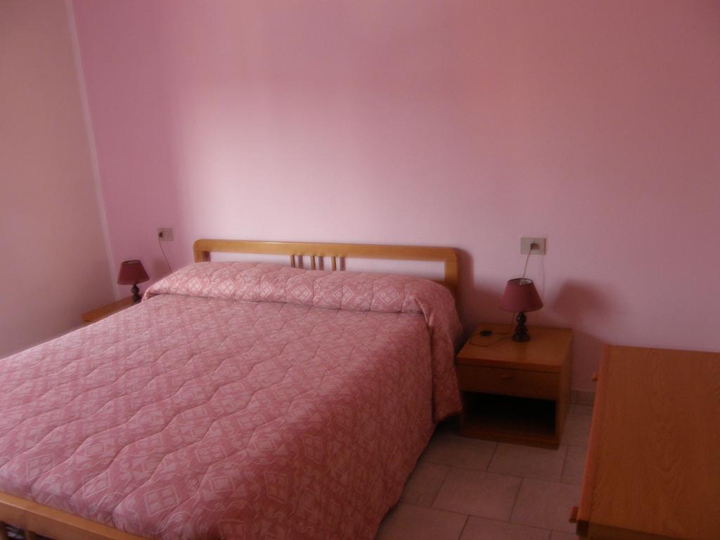 Isola Rossa Appartamenti Superior Екстериор снимка
