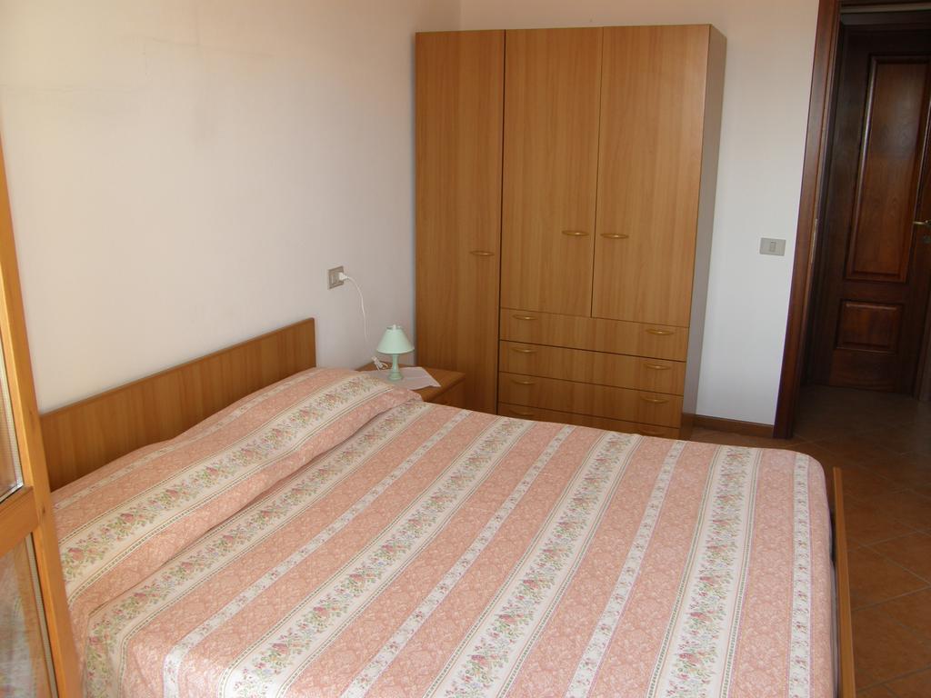 Isola Rossa Appartamenti Superior Екстериор снимка