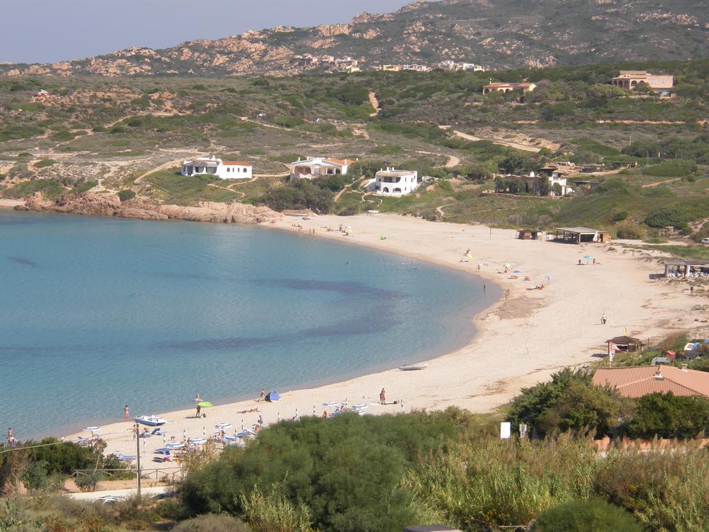 Isola Rossa Appartamenti Superior Екстериор снимка