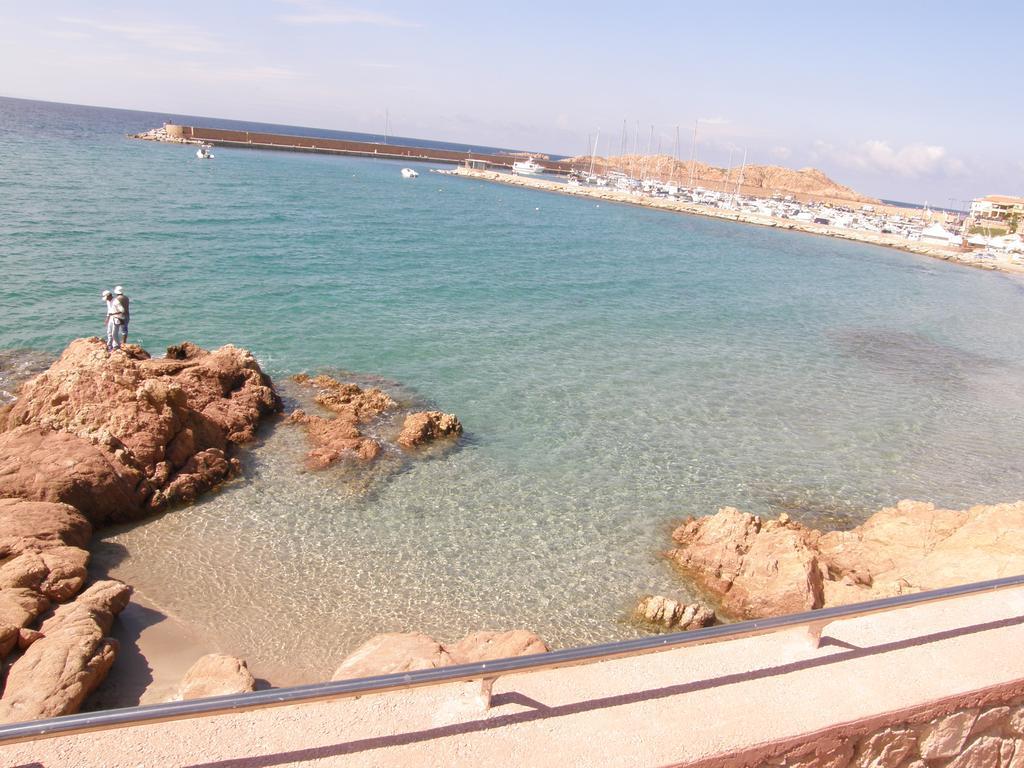 Isola Rossa Appartamenti Superior Екстериор снимка